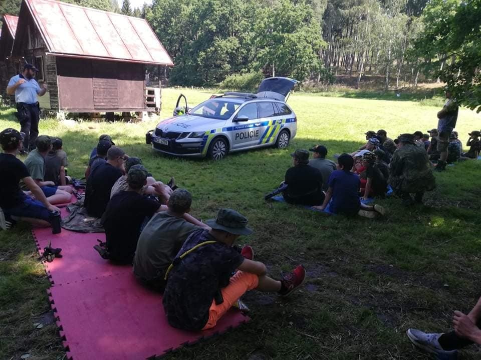 Policie České republiky a jejich přednáška s ukázkou